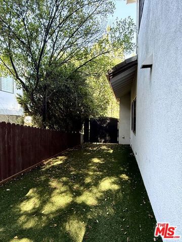 15020 Encanto Drive, Sherman Oaks, CA 91403