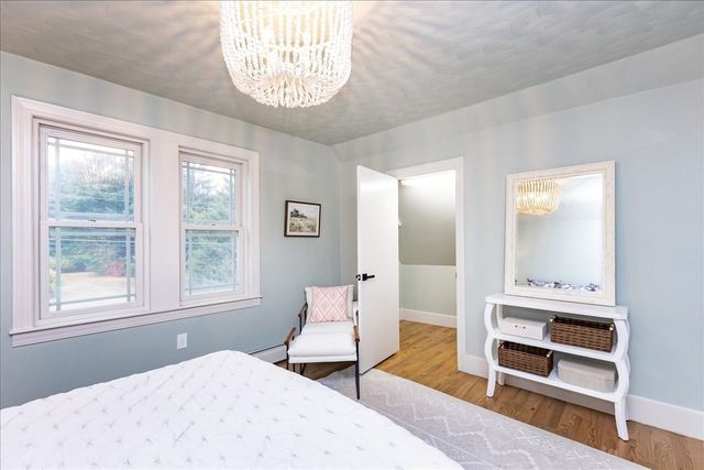 137 Hampshire Rd, Methuen, MA 01844