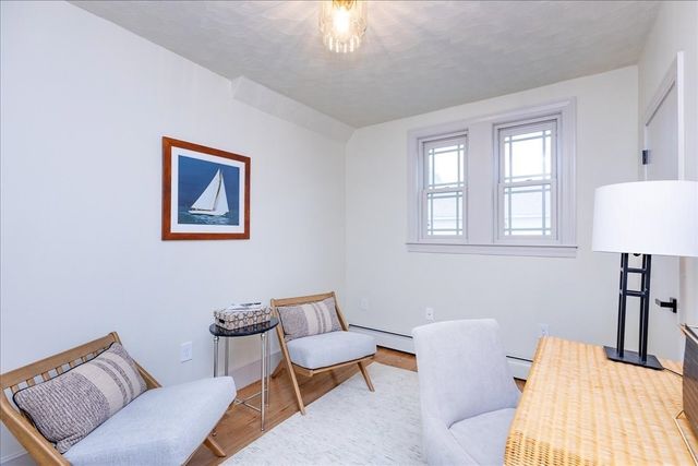 137 Hampshire Rd, Methuen, MA 01844