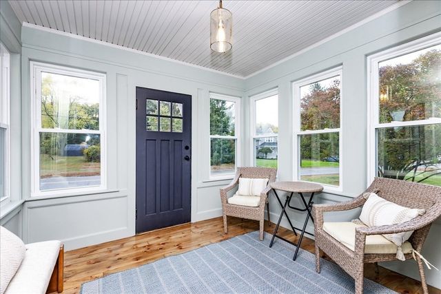 137 Hampshire Rd, Methuen, MA 01844