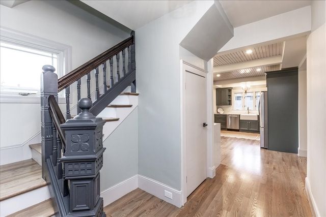 137 Hampshire Rd, Methuen, MA 01844