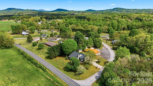 192 Reese Loop, Taylorsville, NC 28681