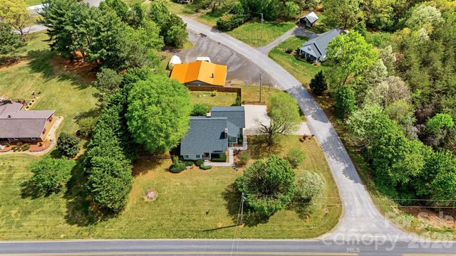192 Reese Loop, Taylorsville, NC 28681