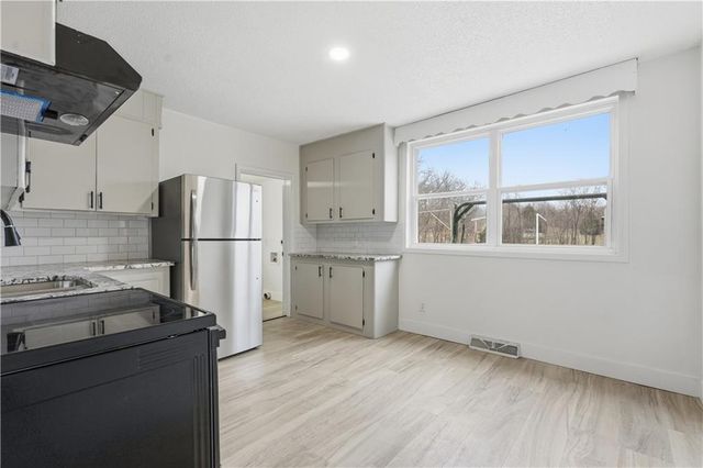 4541 N 93rd Street, Kansas City, KS 66109