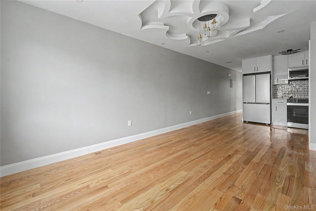 13121 140 Street, Jamaica, NY 11436 — photo 2