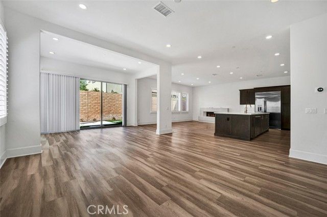 67 Glacier, Irvine, CA 92602