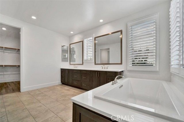 67 Glacier, Irvine, CA 92602