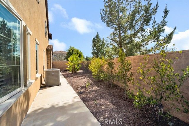 67 Glacier, Irvine, CA 92602