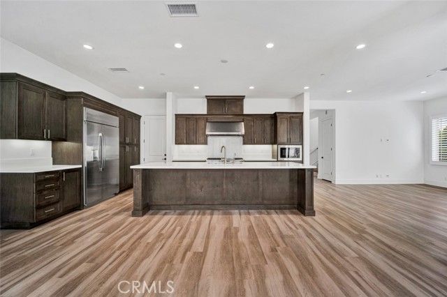 67 Glacier, Irvine, CA 92602