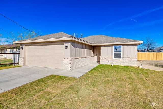 1608 N Oakes Street, San Angelo, TX 76903