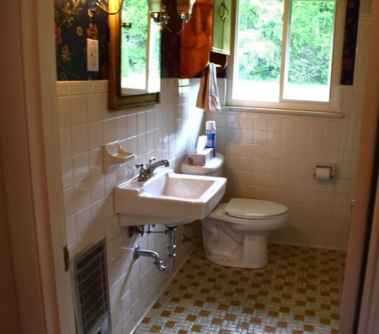 725 Dietz Road, Ringgold, GA 30736