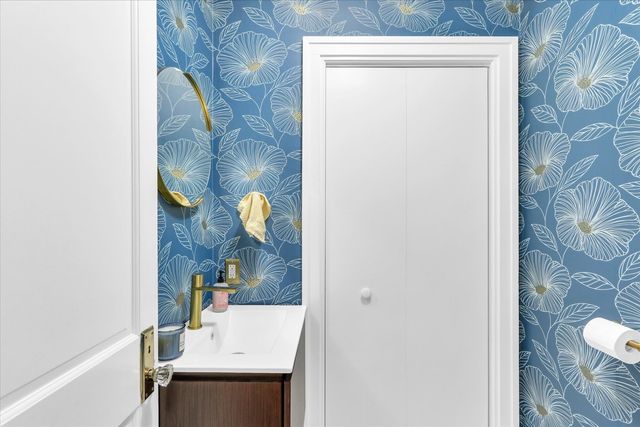 603 W Indiana Avenue, Urbana, IL 61801