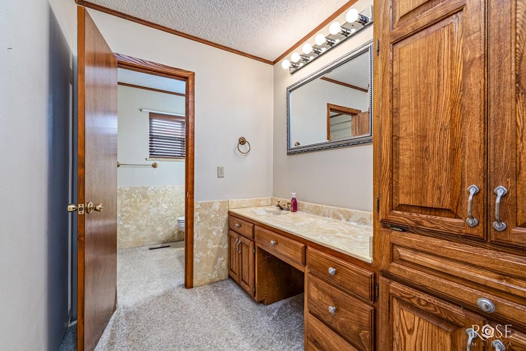 Image 46 of property listing at 1000 Lakeside Dr, Ballinger, TX 76821