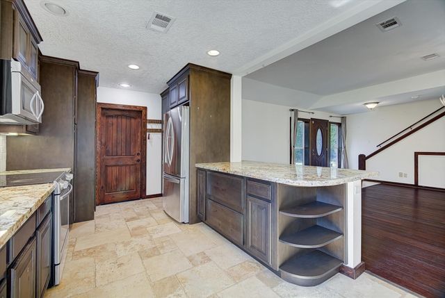 250 Jack Turner Road, Cleveland, TX 77328