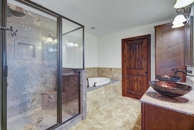 250 Jack Turner Road, Cleveland, TX 77328