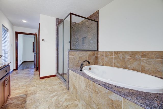 250 Jack Turner Road, Cleveland, TX 77328