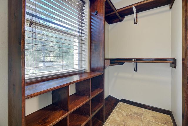 250 Jack Turner Road, Cleveland, TX 77328