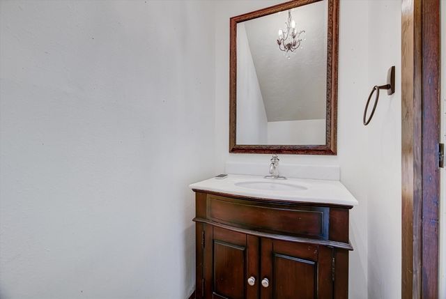 250 Jack Turner Road, Cleveland, TX 77328