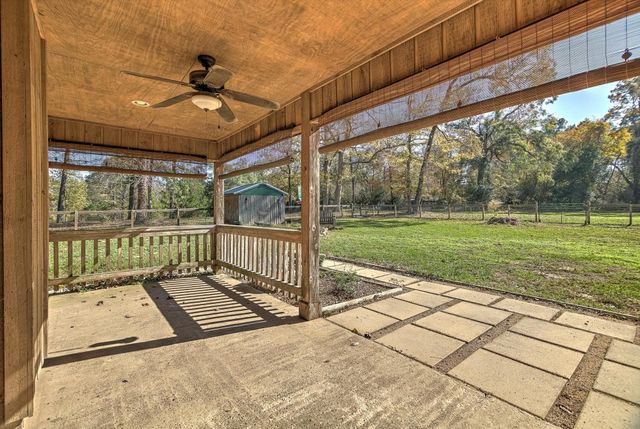 250 Jack Turner Road, Cleveland, TX 77328