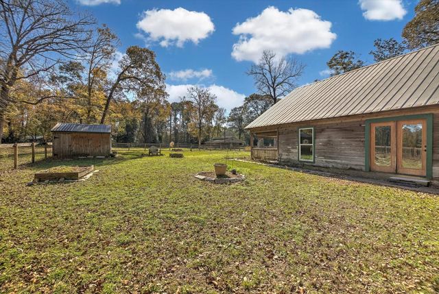 250 Jack Turner Road, Cleveland, TX 77328