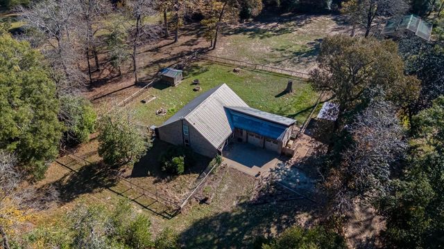 250 Jack Turner Road, Cleveland, TX 77328