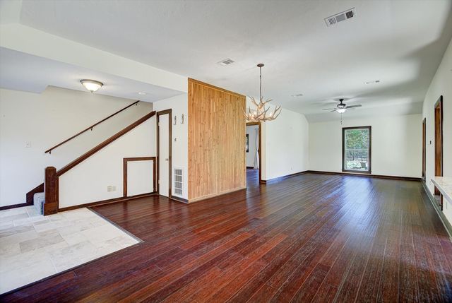 250 Jack Turner Road, Cleveland, TX 77328