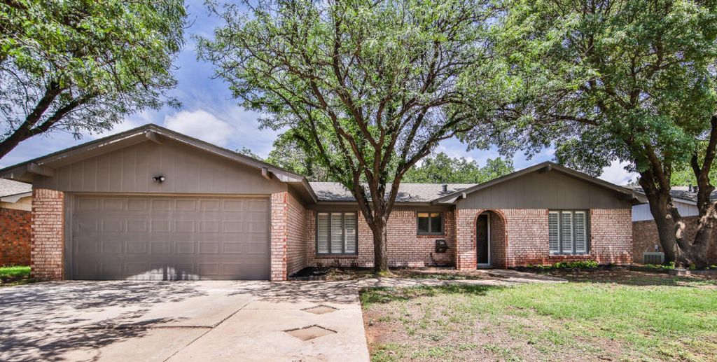 2620 78th Street, Lubbock, TX 79423