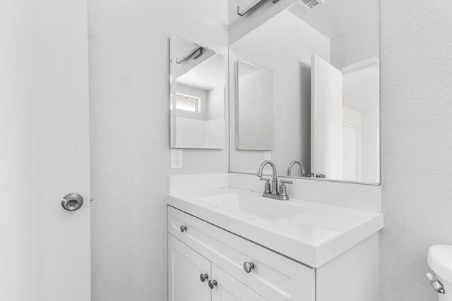 32665 Mesa Drive, Lake Elsinore, CA 92530