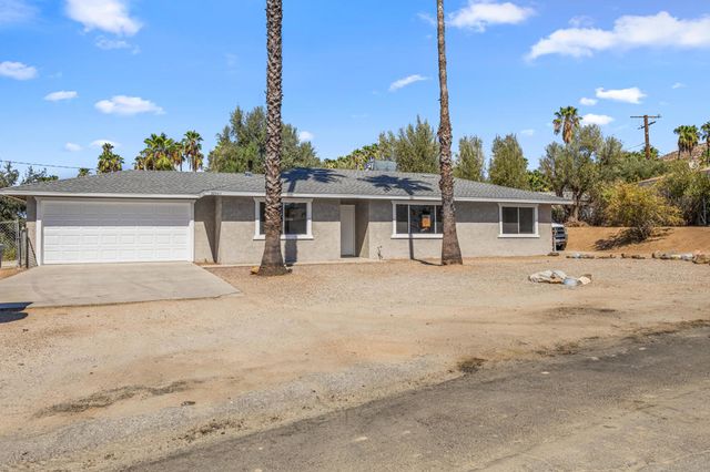 32665 Mesa Drive, Lake Elsinore, CA 92530