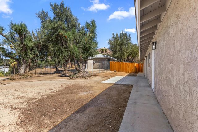 32665 Mesa Drive, Lake Elsinore, CA 92530