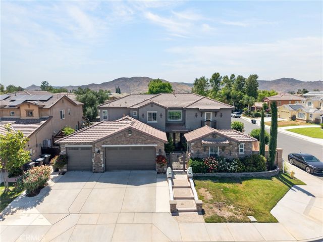 428 Oriole Rd, San Jacinto, CA 92582