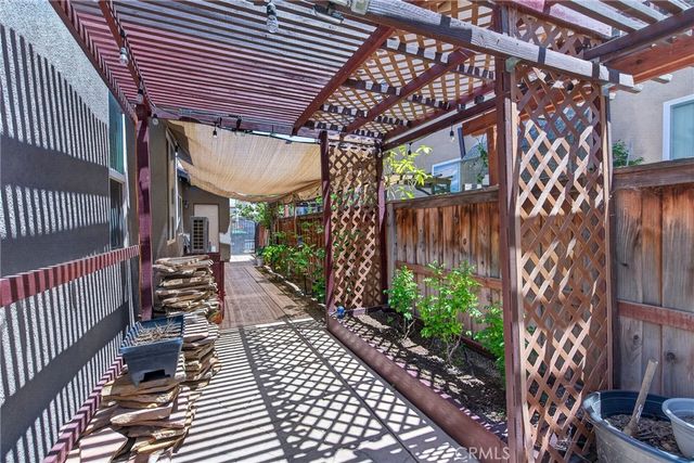 428 Oriole Rd, San Jacinto, CA 92582