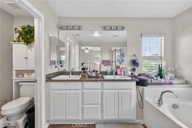 428 Oriole Rd, San Jacinto, CA 92582