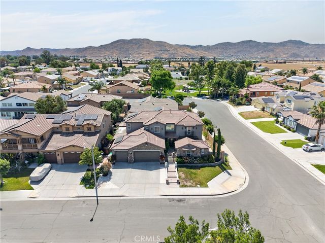 428 Oriole Rd, San Jacinto, CA 92582