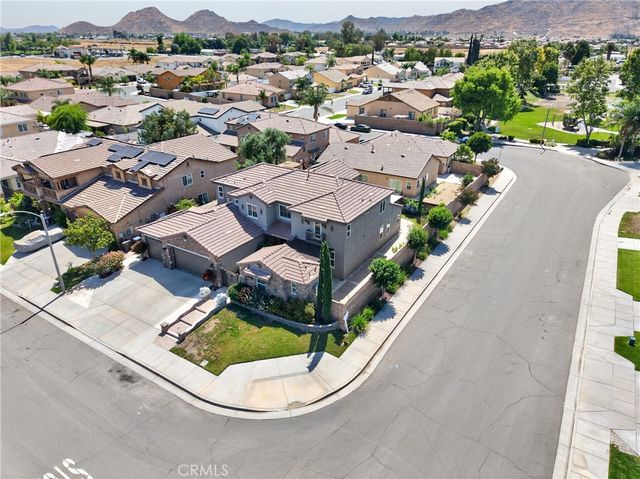 428 Oriole Rd, San Jacinto, CA 92582
