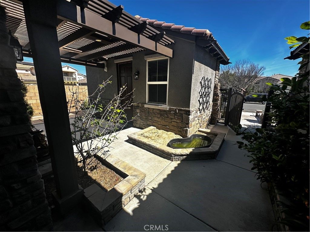 Image 12 of property listing at 428 Iriole Rd, San Jacinto, CA 92582