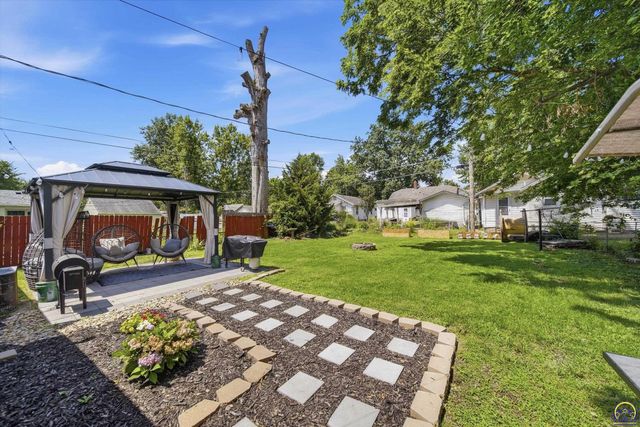 623 SW High AVE, Topeka, KS 66606