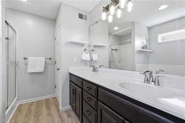1131 S 12th Street, Louisburg, KS 66053