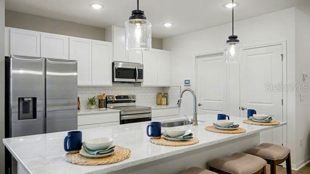 8591 OAKSTONE CIRCLE, Leesburg, FL 34748