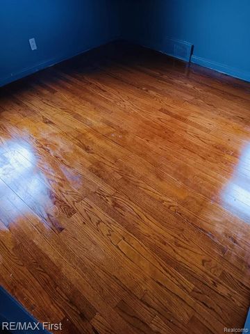 15625 Bringard Drive, Detroit, MI 48205