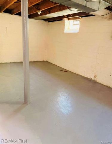 15625 Bringard Drive, Detroit, MI 48205