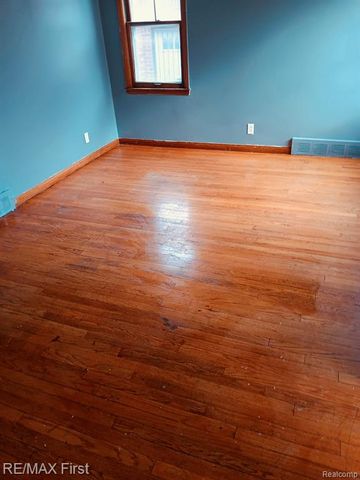 15625 Bringard Drive, Detroit, MI 48205