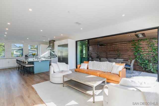 3608 Oleander, San Diego, CA 92106