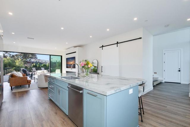 3608 Oleander, San Diego, CA 92106