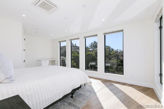 3608 Oleander, San Diego, CA 92106