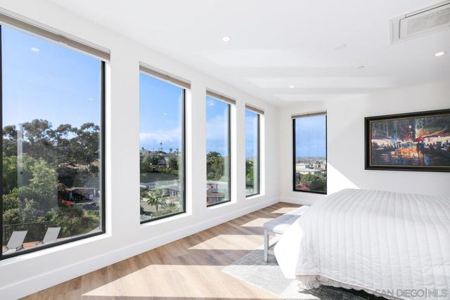 3608 Oleander, San Diego, CA 92106