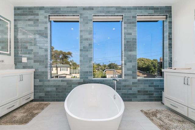 3608 Oleander, San Diego, CA 92106