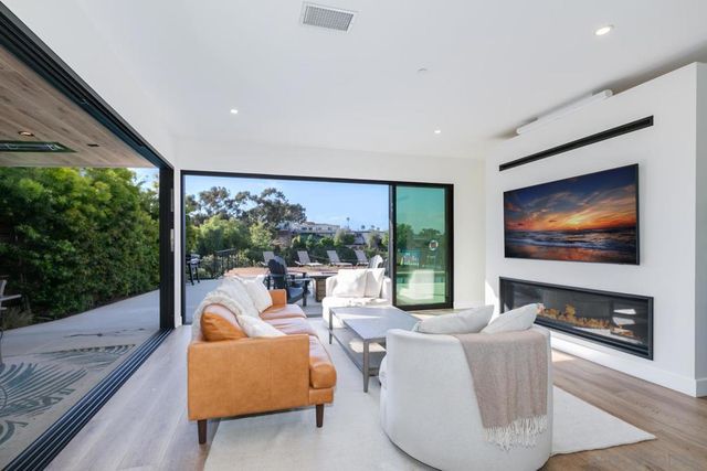 3608 Oleander, San Diego, CA 92106