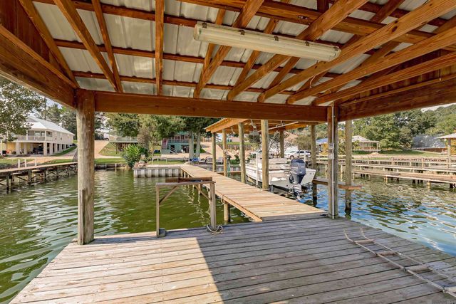 8016 False River Rd, Oscar, LA 70762