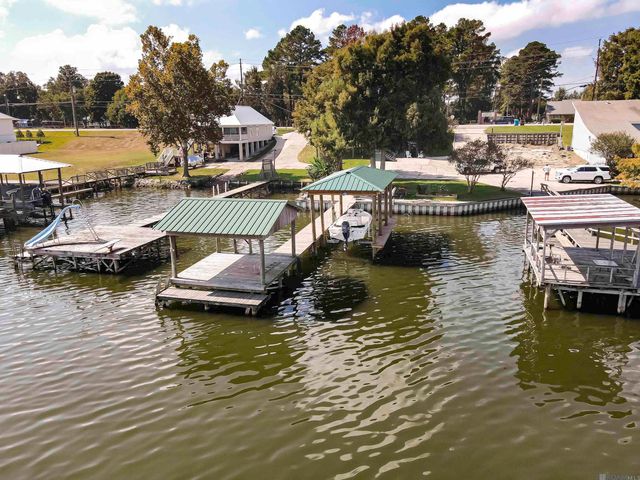 8016 False River Rd, Oscar, LA 70762